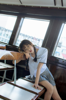 国子监来了个女弟子